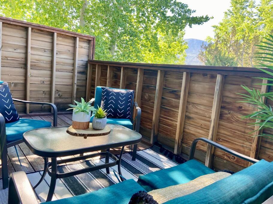 Villa Dreamloft And Patio On The Hill Cedar Stadt Exterior foto
