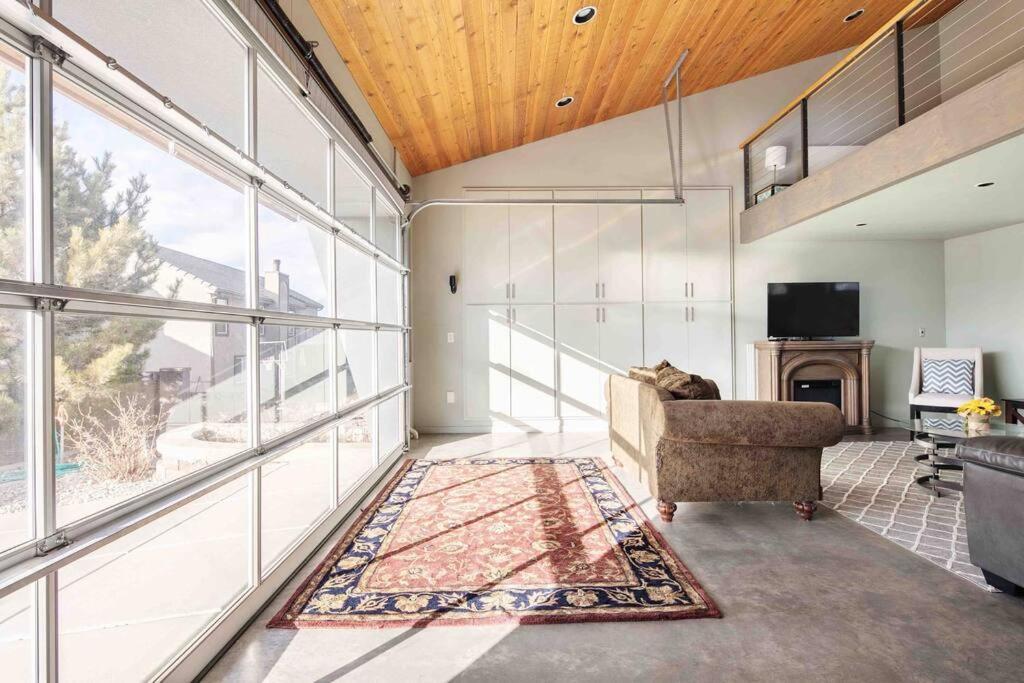 Villa Dreamloft And Patio On The Hill Cedar Stadt Exterior foto